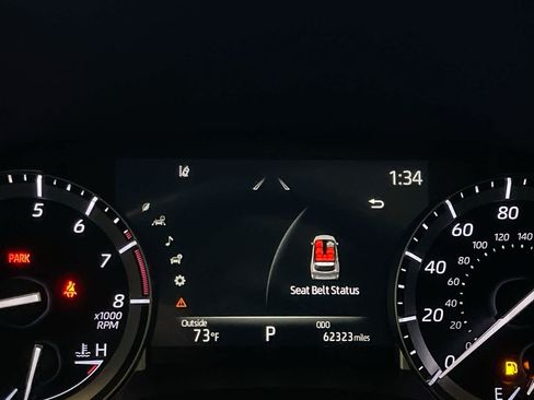 Used 2022 Toyota Highlander XLE AWD/4WD image 15