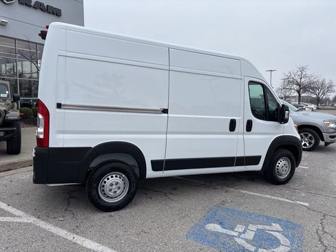 New 2026 RAM ProMaster 2500 image 32
