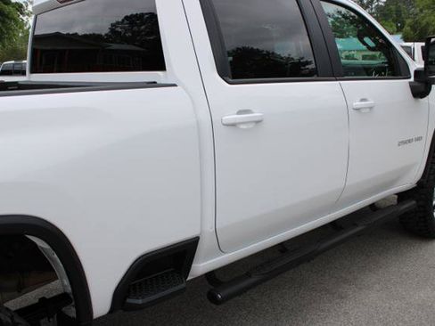 Used 2021 Chevrolet Silverado 2500 LT w/ Z71 Off-Road Package AWD/4WD image 14