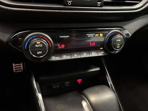 Used 2023 Kia Forte GT-Line FWD image 22
