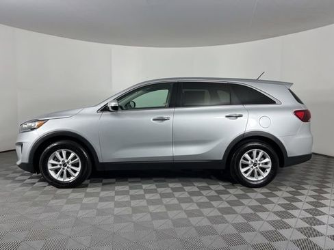 Used 2020 Kia Sorento FWD V6 image 6