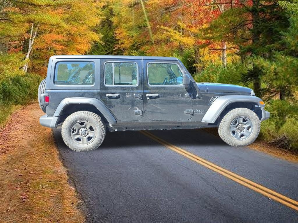 Used 2022 Jeep Wrangler Unlimited Sport AWD/4WD image 9