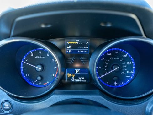 Used 2018 Subaru Outback 2.5i Limited image 12