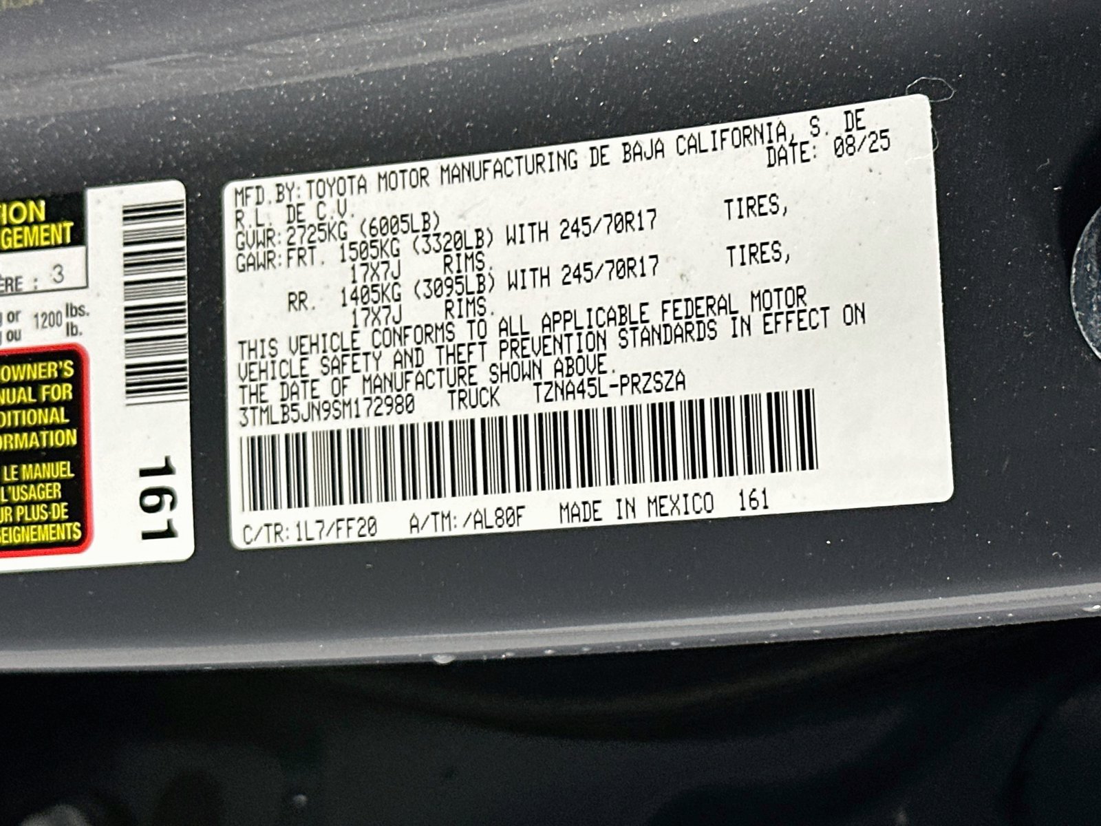 Certified 2025 Toyota Tacoma SR5 AWD/4WD image 30