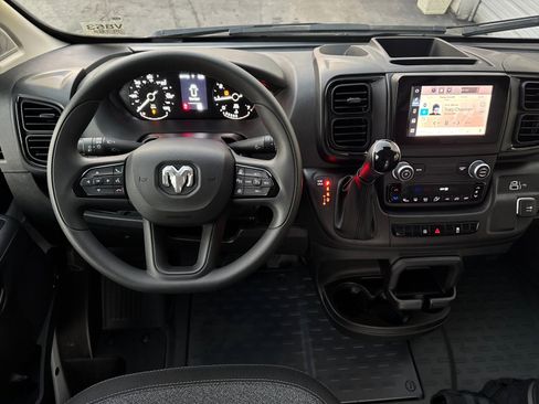 Used 2025 RAM ProMaster 2500 w/ Convenience Group image 13