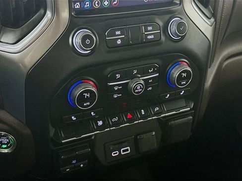 Used 2022 Chevrolet Silverado 2500 LTZ image 18