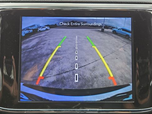 Used 2020 Jeep Grand Cherokee Altitude AWD/4WD image 23