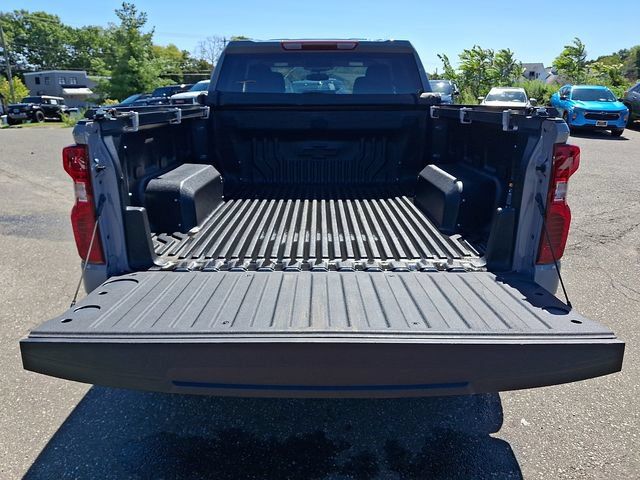 Used 2024 Chevrolet Silverado 1500 LT AWD/4WD image 32