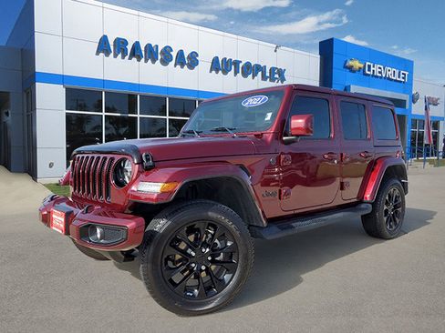 Used 2021 Jeep Wrangler Unlimited Sahara image 1