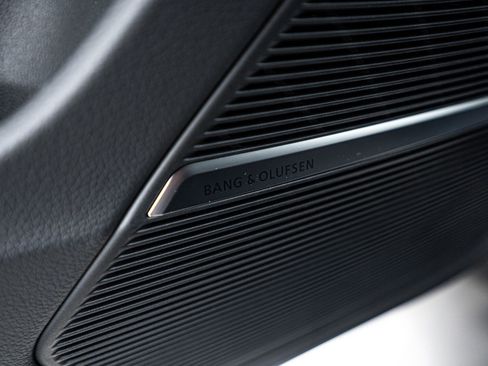 New 2025 Audi Q8 Premium Plus image 12