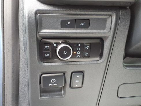 Used 2023 Ford Expedition Max Platinum image 15