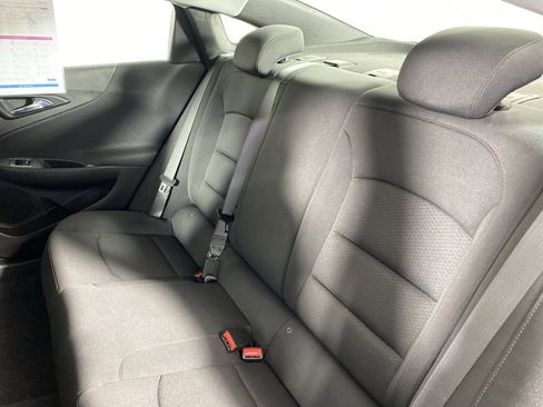 Used 2020 Chevrolet Malibu LS FWD image 30