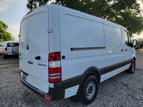 Used 2012 Mercedes-Benz Sprinter 2500 image 5