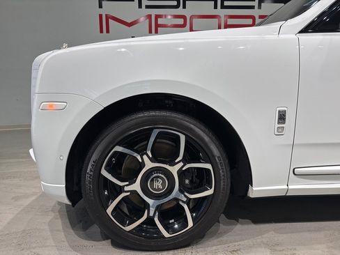 Used 2020 Rolls-Royce Cullinan image 7