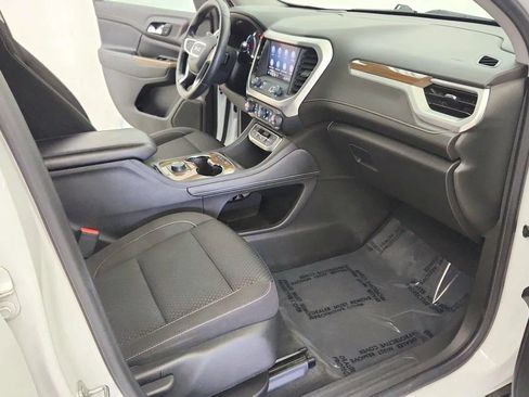 Used 2022 GMC Acadia SLE FWD image 28