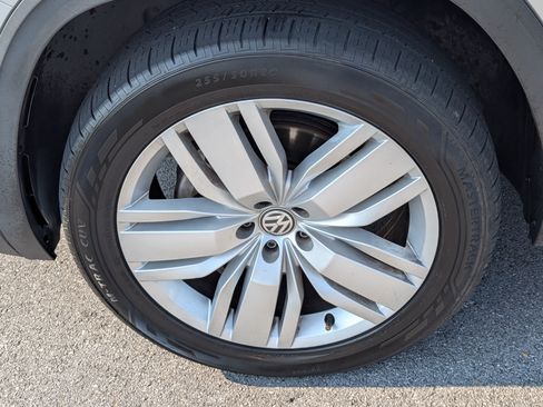 Used 2019 Volkswagen Atlas SE w/ Towing Package FWD image 28