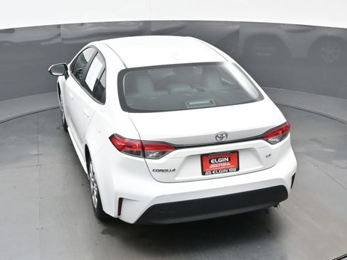 Used 2024 Toyota Corolla LE FWD image 31