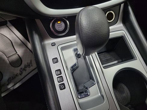 Used 2019 Nissan Murano S image 37