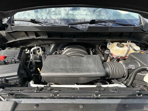 Used 2022 Chevrolet Silverado 1500 RST AWD/4WD image 13