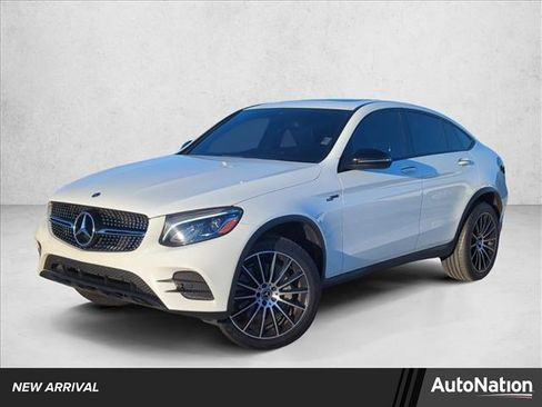 Used 2019 Mercedes-Benz GLC 300 4MATIC Coupe image 1