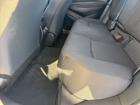 Used 2025 Toyota Corolla LE image 20