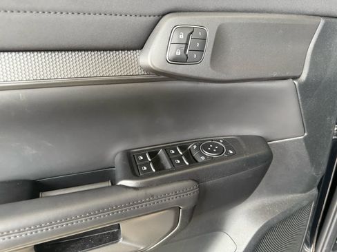 Certified 2025 Ford Ranger Raptor AWD/4WD image 11