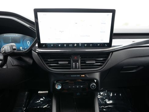 Used 2023 Ford Escape ST-Line Select w/ Tech Pack #2 AWD/4WD image 17
