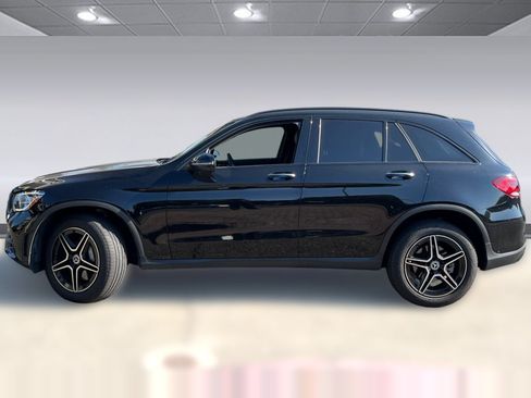 Used 2022 Mercedes-Benz GLC 300 4MATIC image 2