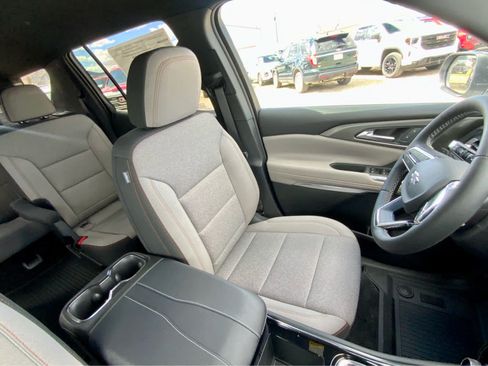 New 2026 Chevrolet Traverse LT w/ Midnight/Sport Edition AWD/4WD image 30