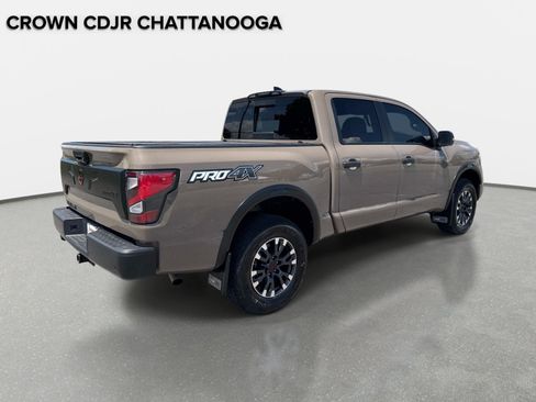 Used 2024 Nissan Titan PRO-4X w/ Pro-4x Convenience Package AWD/4WD image 5
