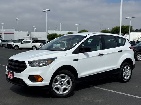 Used 2019 Ford Escape S FWD image 2