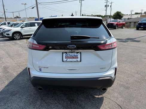 Used 2019 Ford Edge SE FWD image 8