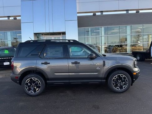 New 2026 Ford Bronco Sport Outer Banks w/ Outer Banks Tech Package+ AWD/4WD image 33
