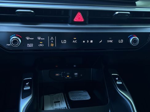 New 2026 Kia Sorento S FWD image 25