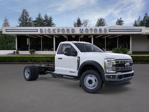 New 2025 Ford F450 XL w/ XL Chrome Package image 7