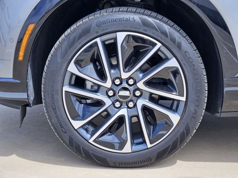 New 2026 Cadillac Optiq Sport 1 AWD/4WD image 12