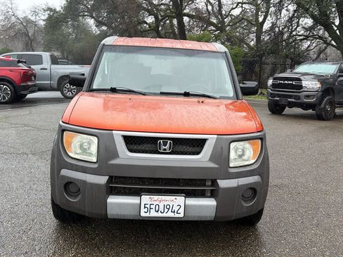 Used 2004 Honda Element EX image 2
