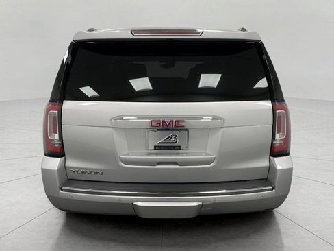 Used 2019 GMC Yukon Denali w/ Open Road Package AWD/4WD image 4