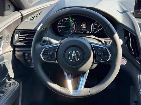 Used 2026 Acura RDX SH-AWD image 7