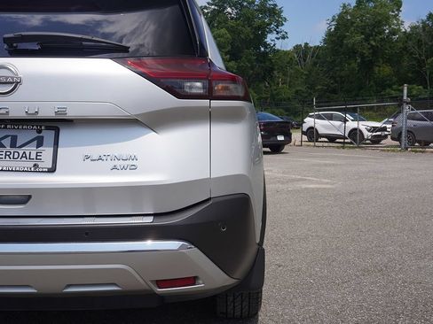 Used 2023 Nissan Rogue Platinum w/ Platinum Premium Package AWD/4WD image 19