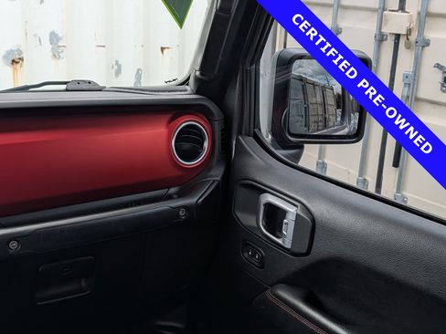 Used 2020 Jeep Gladiator Rubicon AWD/4WD image 23