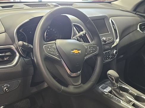 Used 2024 Chevrolet Equinox LT AWD/4WD image 16