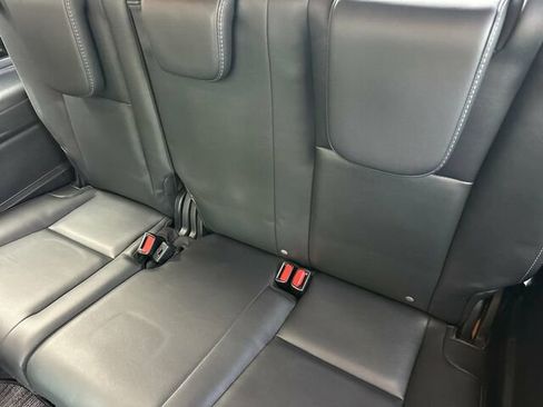 Certified 2023 Subaru Ascent Limited w/ Technology Package image 18