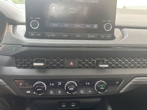Used 2025 Honda Accord SE image 13