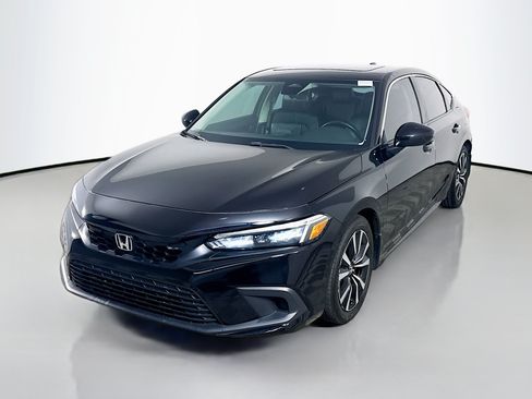 Used 2024 Honda Civic EX-L image 4