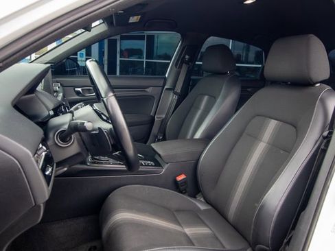 Used 2022 Honda Civic Sport image 8