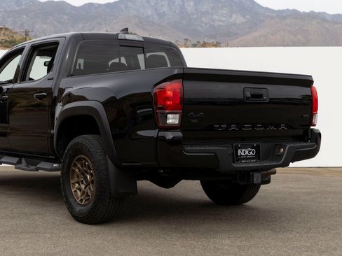 Used 2022 Toyota Tacoma SR5 w/ Trail Edition AWD/4WD image 6