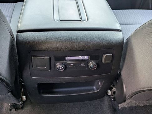 Used 2018 Chevrolet Tahoe LS w/ All-Season Package image 19