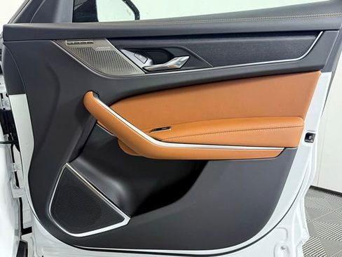 New 2026 Jaguar F-PACE R-Dynamic S image 15