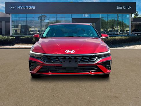 New 2025 Hyundai Elantra Limited image 12